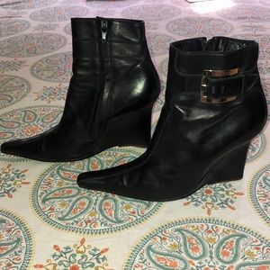 VINTAGE VERSACE BLACK POINTY WEDGE ANKLE BOOTIES-8